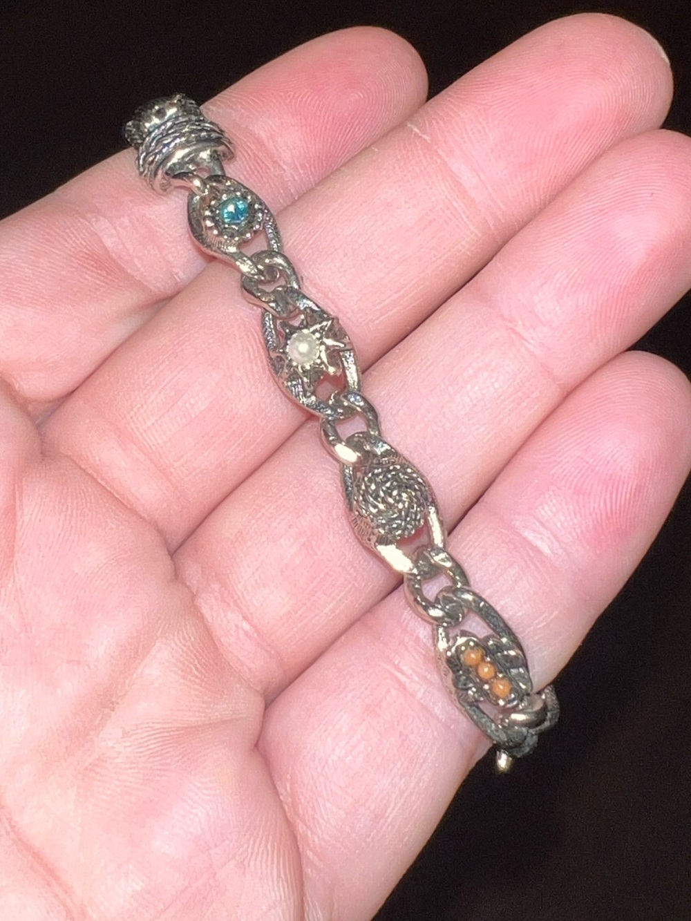 Vintage Goldette Silver Tone Victorian Multi-Stone Colorful Charm Link Bracelet - Picture 8 of 12